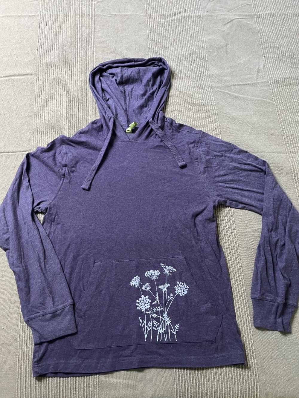 Taproot Threads New w/o tags Queen Anne's Lace Hoodie